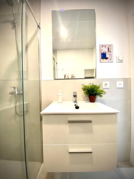 Mychoice Diana Apartment Rota Exterior foto